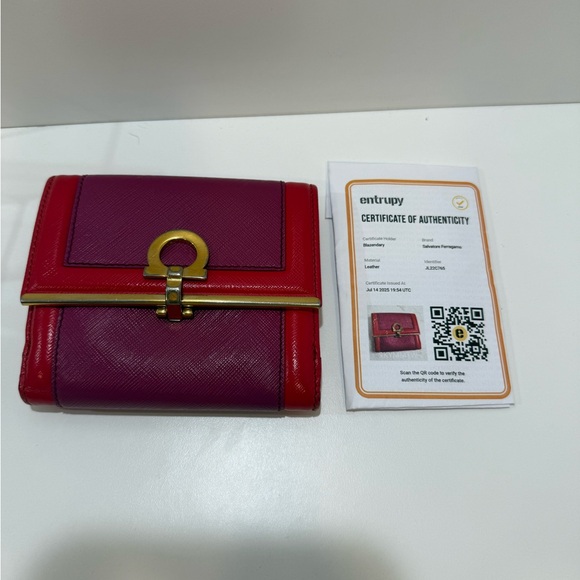 Salvatore Ferragamo Two Tone Wallet - Picture 7 of 7